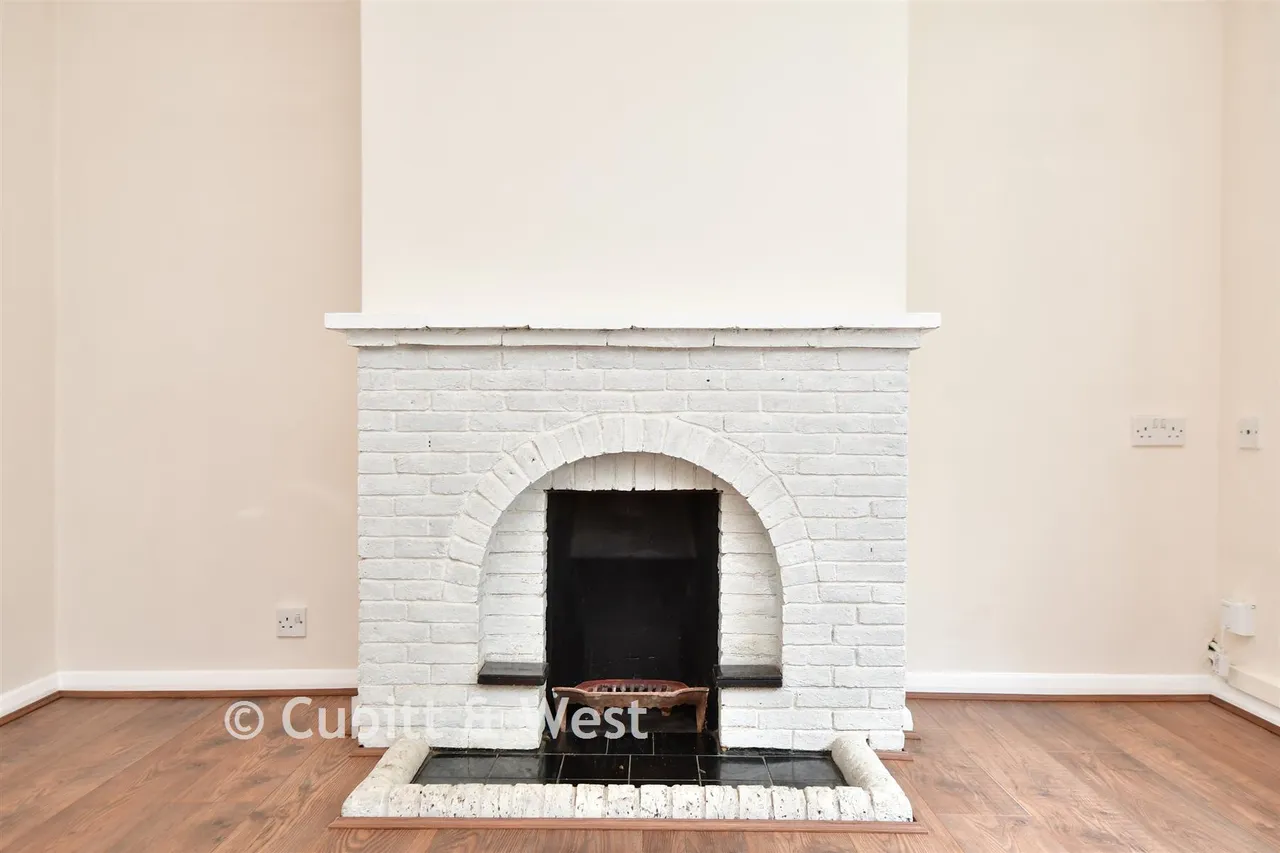 North Road, Reigate, RH2, photo 9