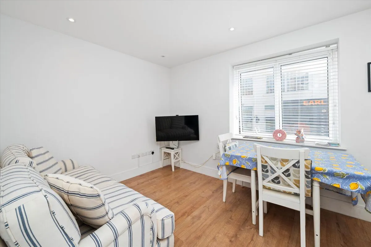 Parkway, Camden, NW1, photo 11