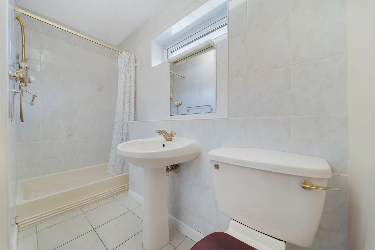 Dorchester Park, Runcorn, WA7 1QA, photo 24