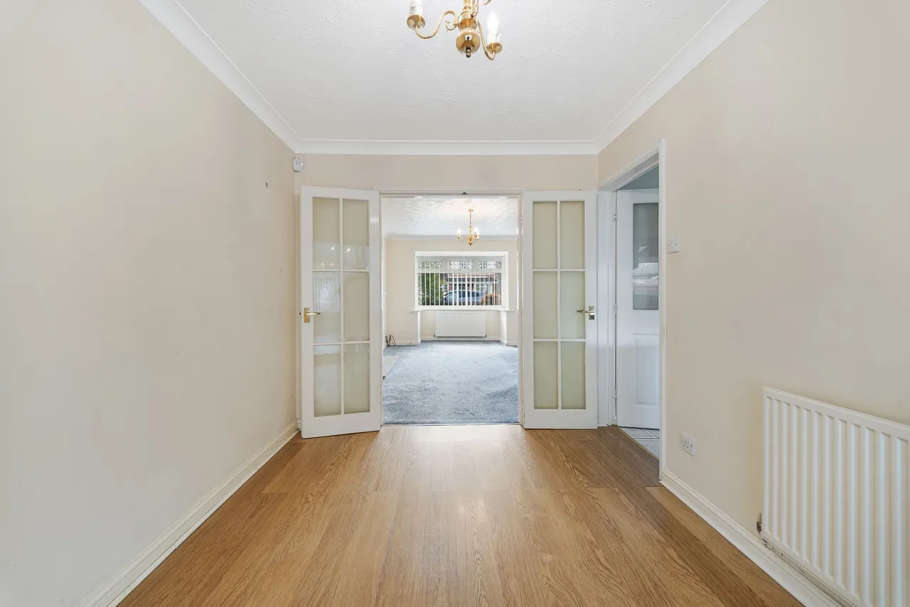 Dorchester Park, Runcorn, WA7 1QA, photo 9