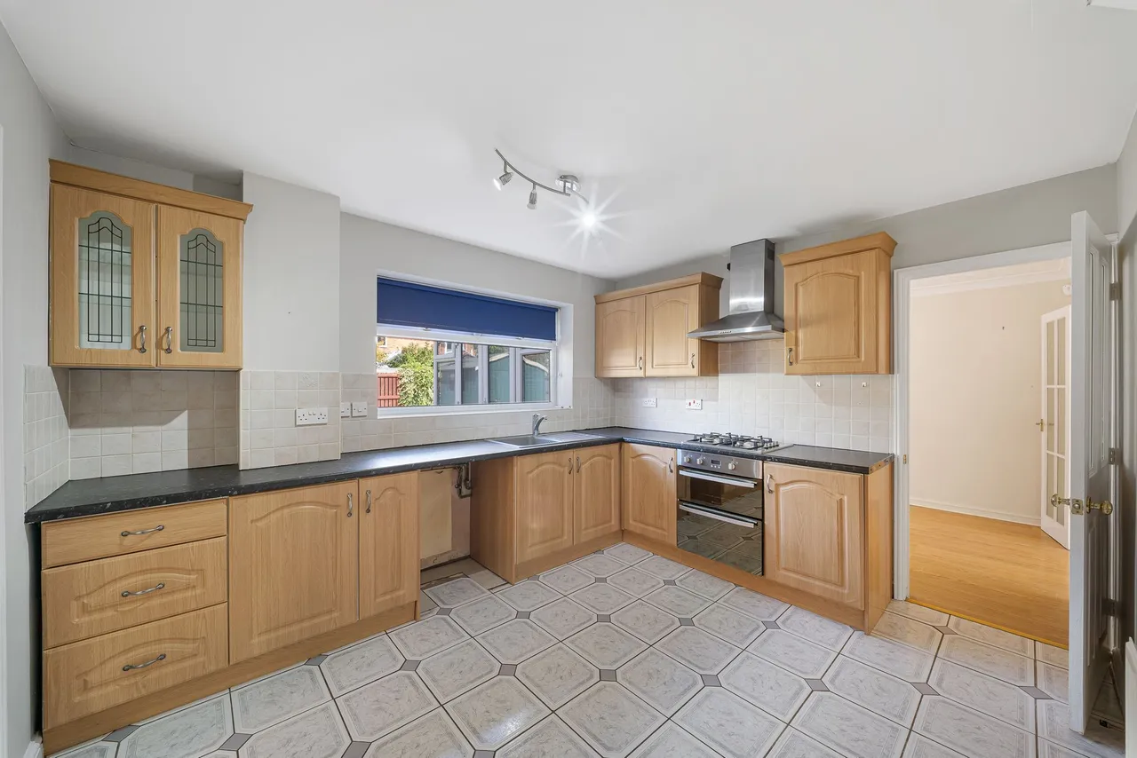 Dorchester Park, Runcorn, WA7 1QA, photo 5