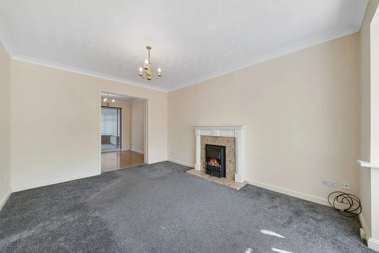Dorchester Park, Runcorn, WA7 1QA, photo 8