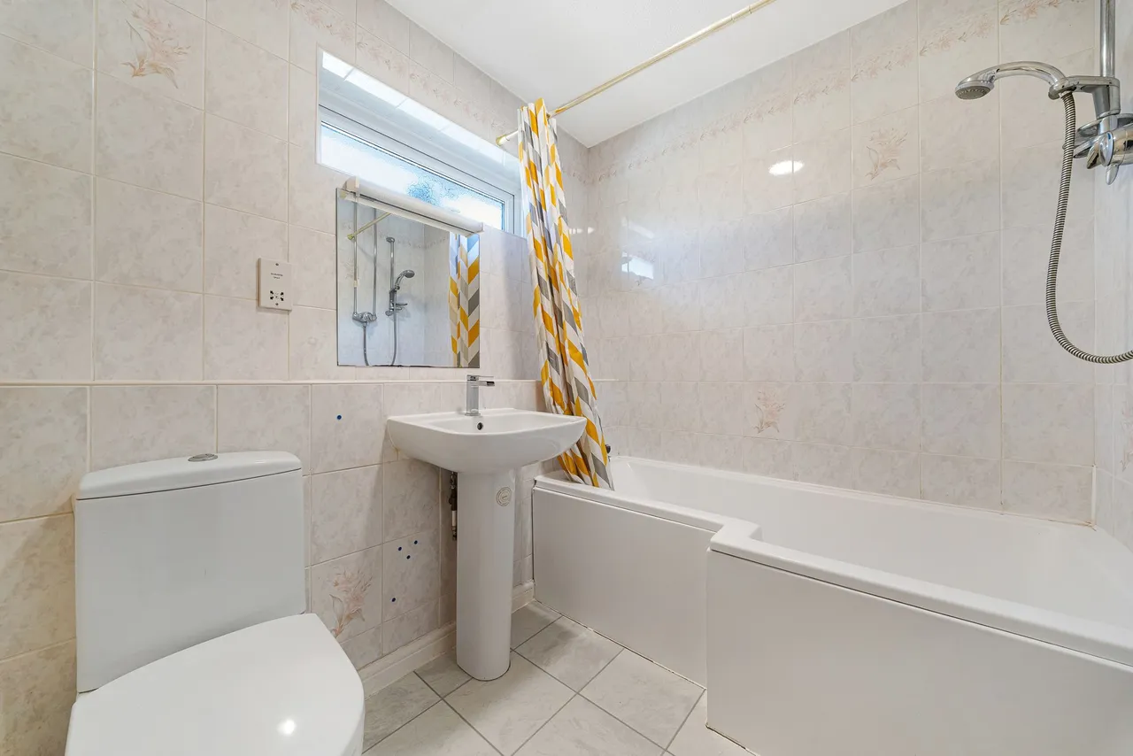 Dorchester Park, Runcorn, WA7 1QA, photo 22