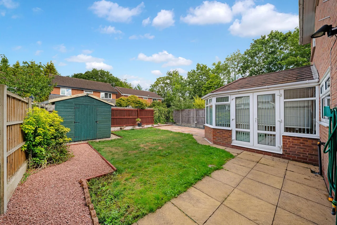 Dorchester Park, Runcorn, WA7 1QA, photo 25