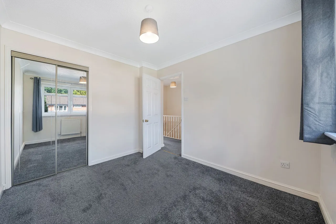 Dorchester Park, Runcorn, WA7 1QA, photo 16
