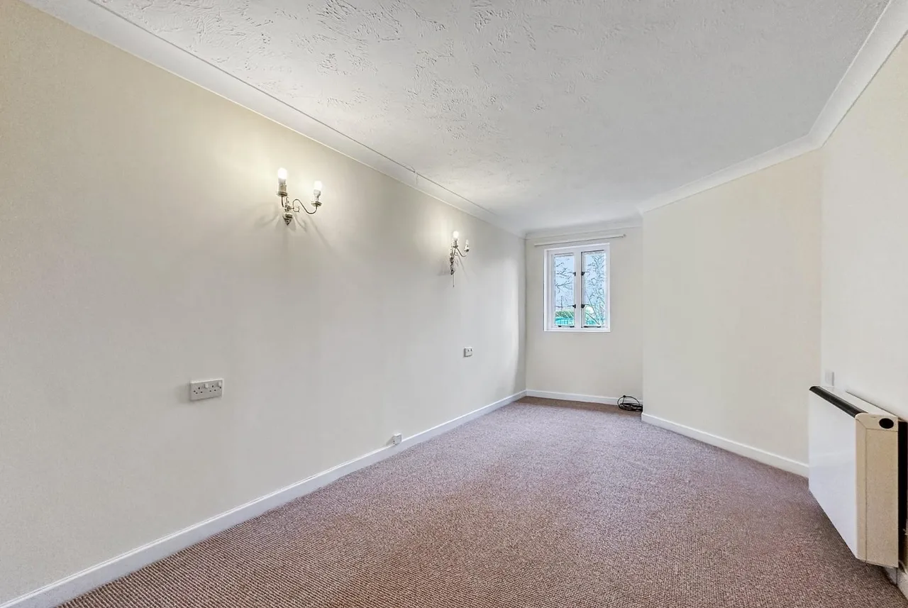 Ashley Road, Altrincham, WA14, photo 11