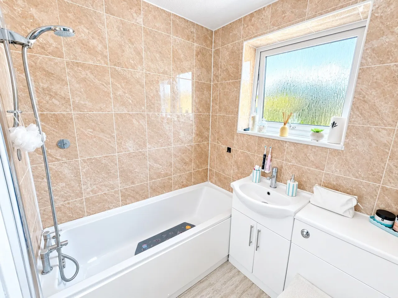 Washford Farm Road, Ashford, TN23, photo 3