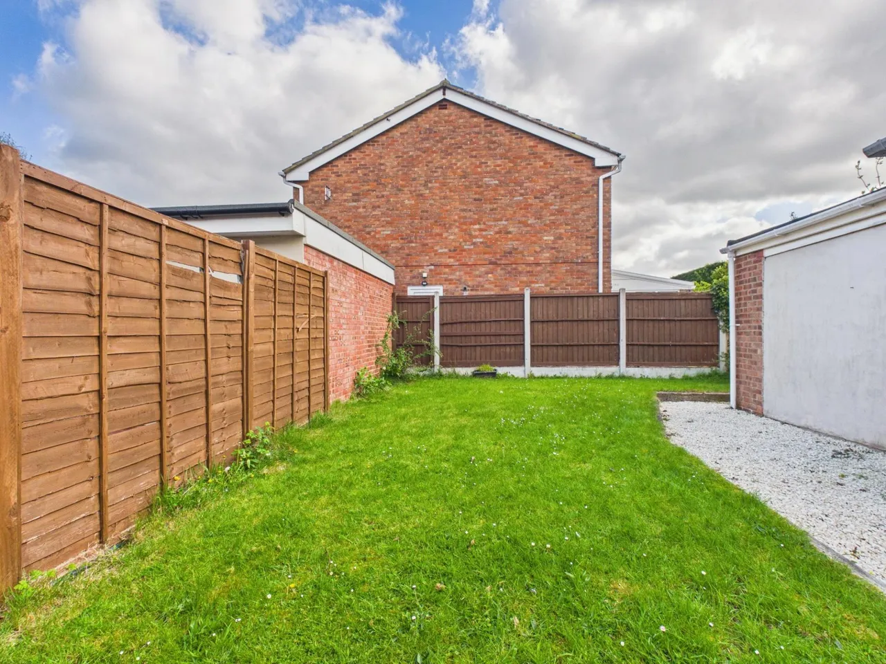 Twycross Road, Burbage, LE10, photo 11