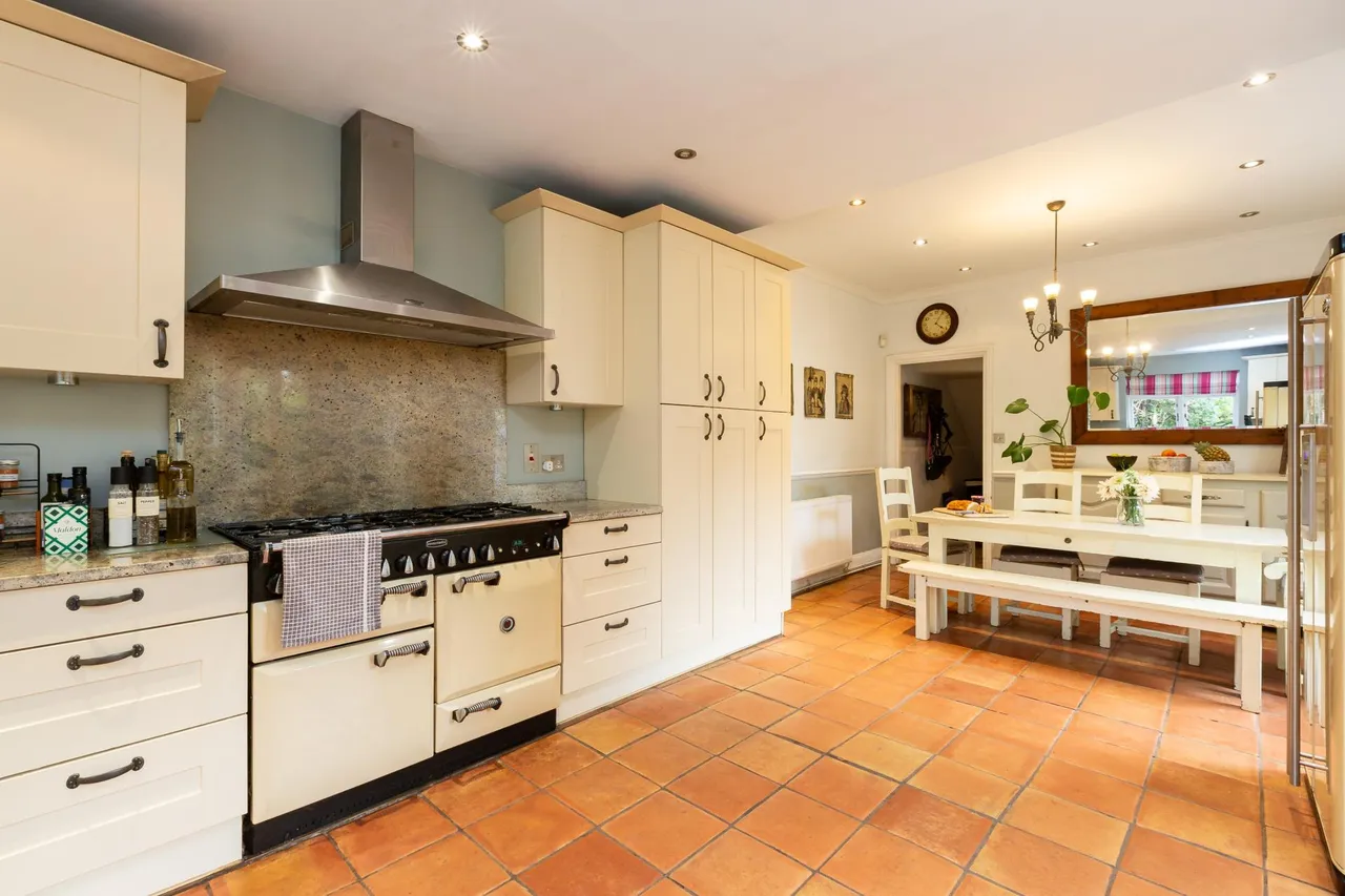 Park Road, New Barnet, EN4, photo 3