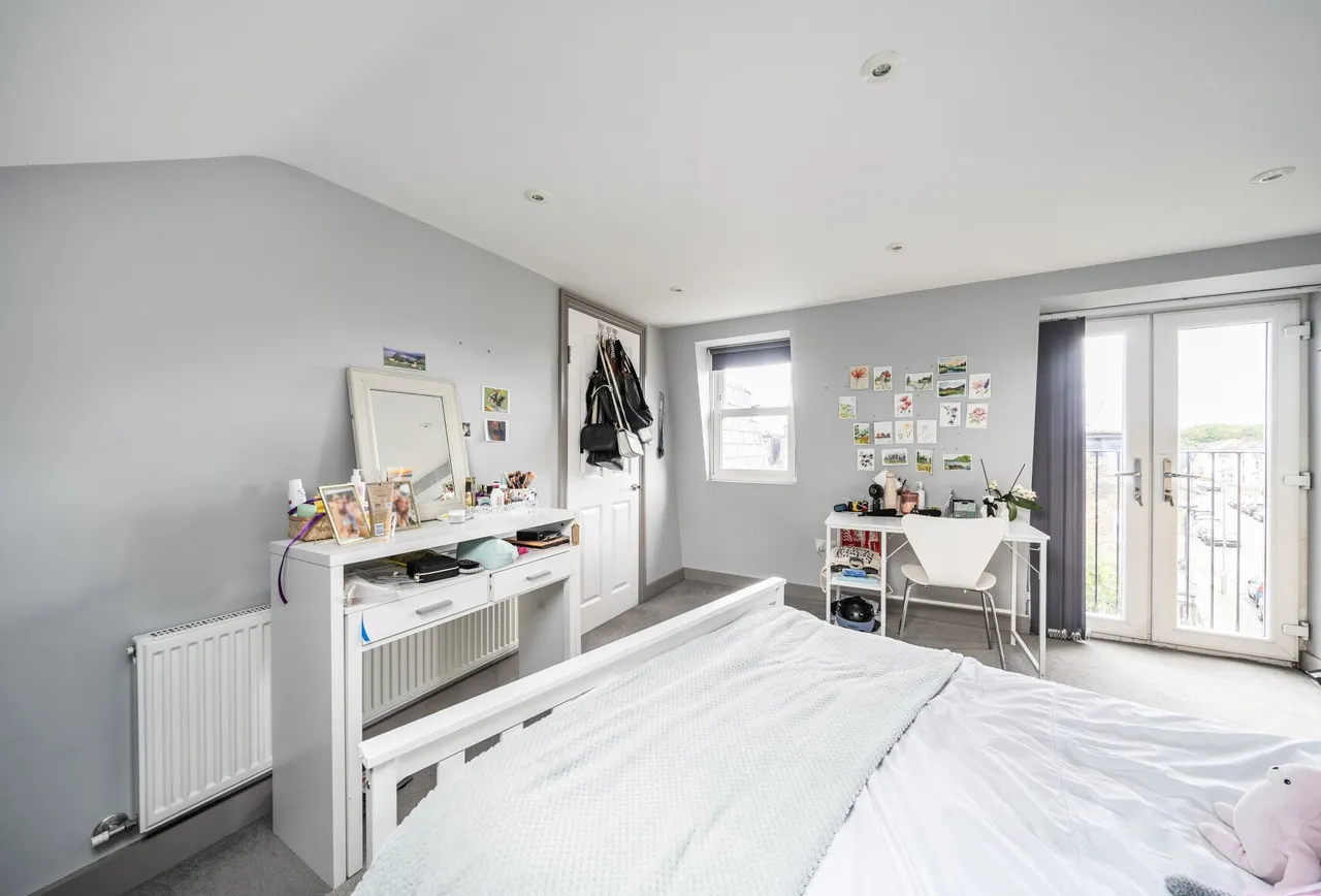 Trewint Street, London, SW18 4HB, photo 15