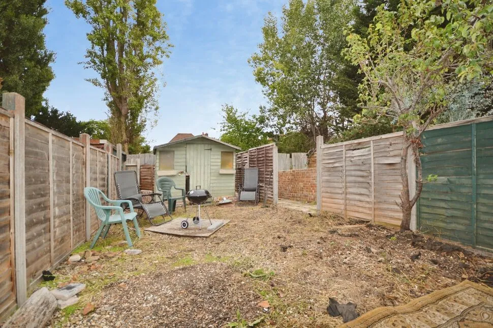 Argyle Avenue, Hounslow, TW3, photo 9