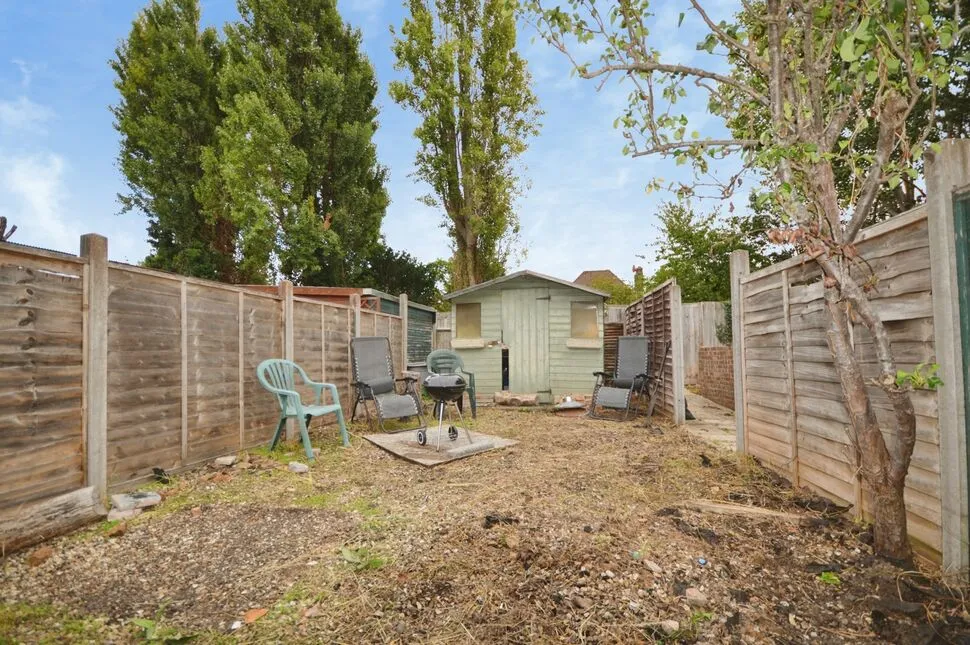 Argyle Avenue, Hounslow, TW3, photo 4