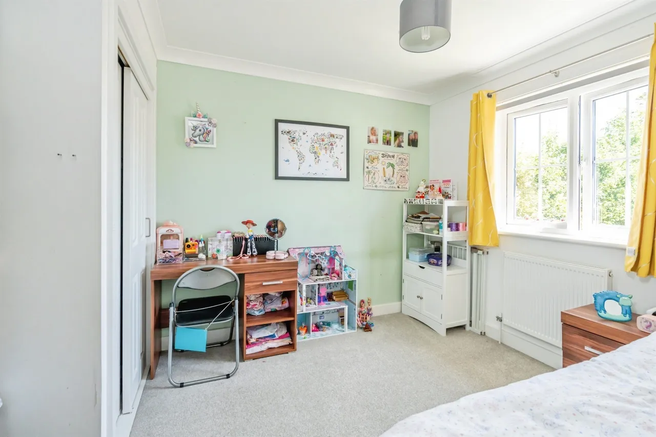 Stoney Meadow, North Mundham, PO20, photo 12