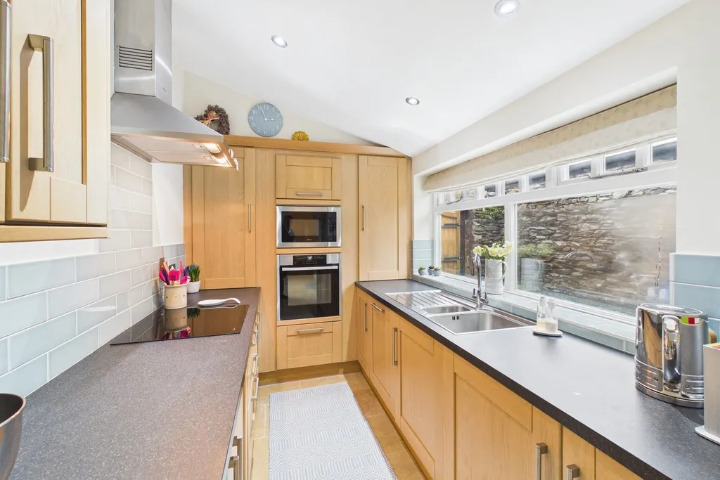 Oldfield Road, Windermere, LA23, photo 4