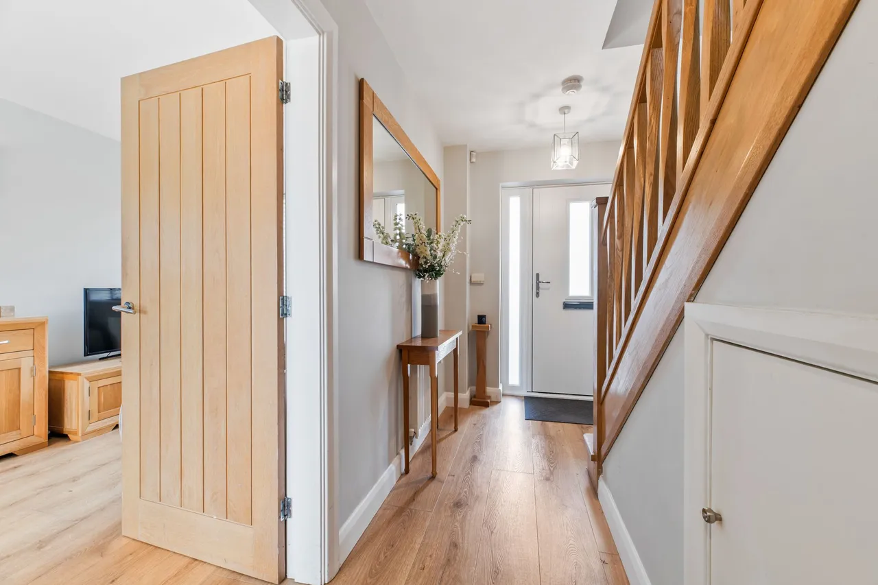 Barlow Drive, Frodsham, photo 12