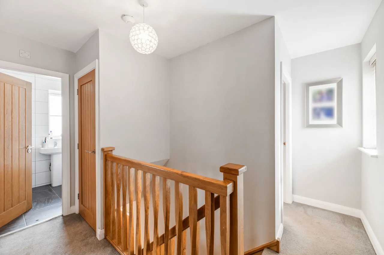 Barlow Drive, Frodsham, photo 14