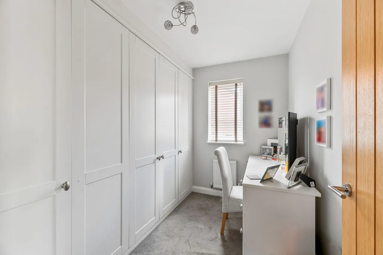 Barlow Drive, Frodsham, photo 19