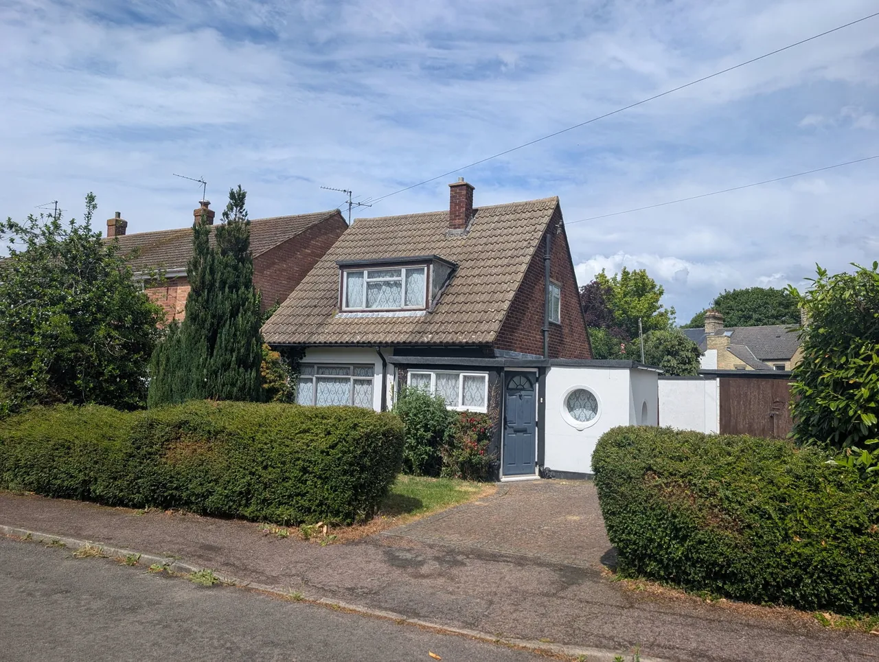 2 bed house for sale, Neale Close, Cherry Hinton SAT NAV, CB1