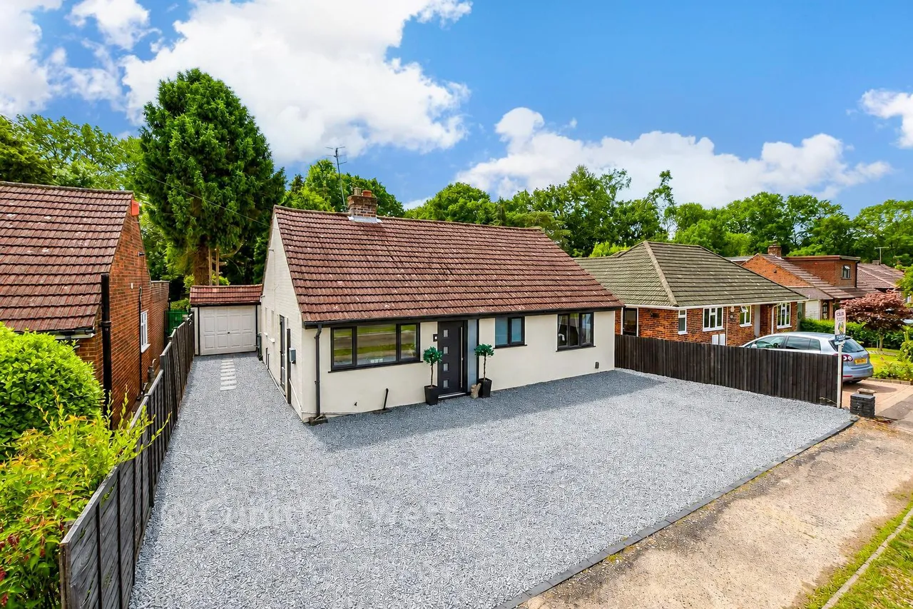 Woodroyd Gardens, Horley, RH6, photo 5