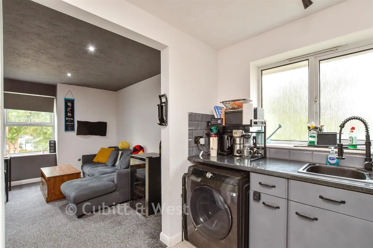 Dominion Road, Worthing, BN14, photo 4