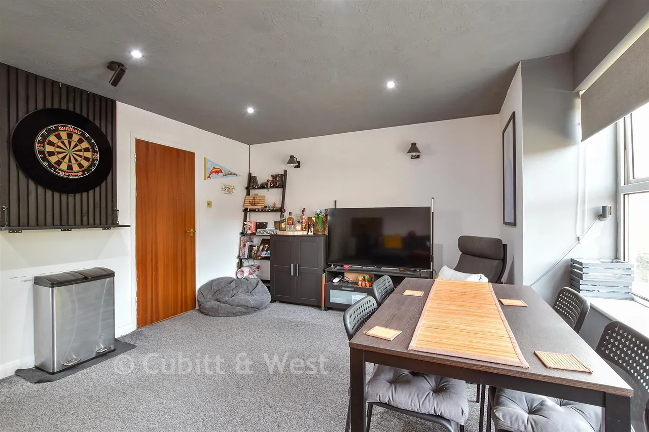Dominion Road, Worthing, BN14, photo 7