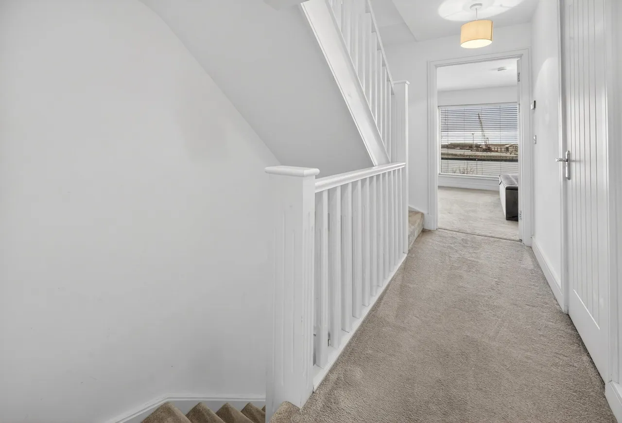 Langdon Road, Swansea, SA1 8RE, photo 9