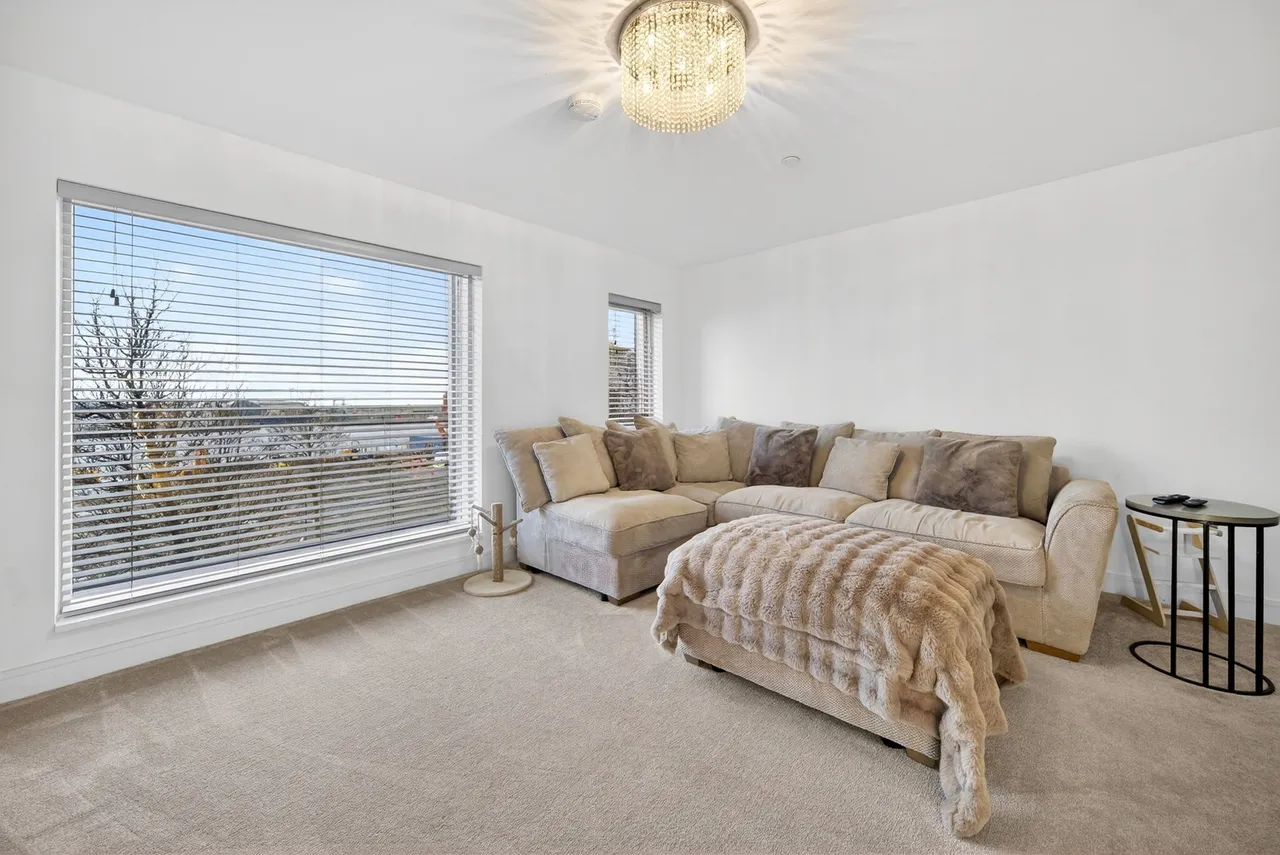 Langdon Road, Swansea, SA1 8RE, photo 11