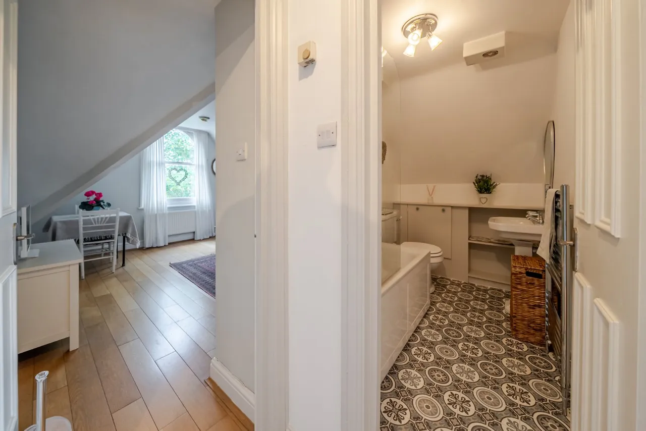 Bedford Hill, Balham, SW12, photo 8