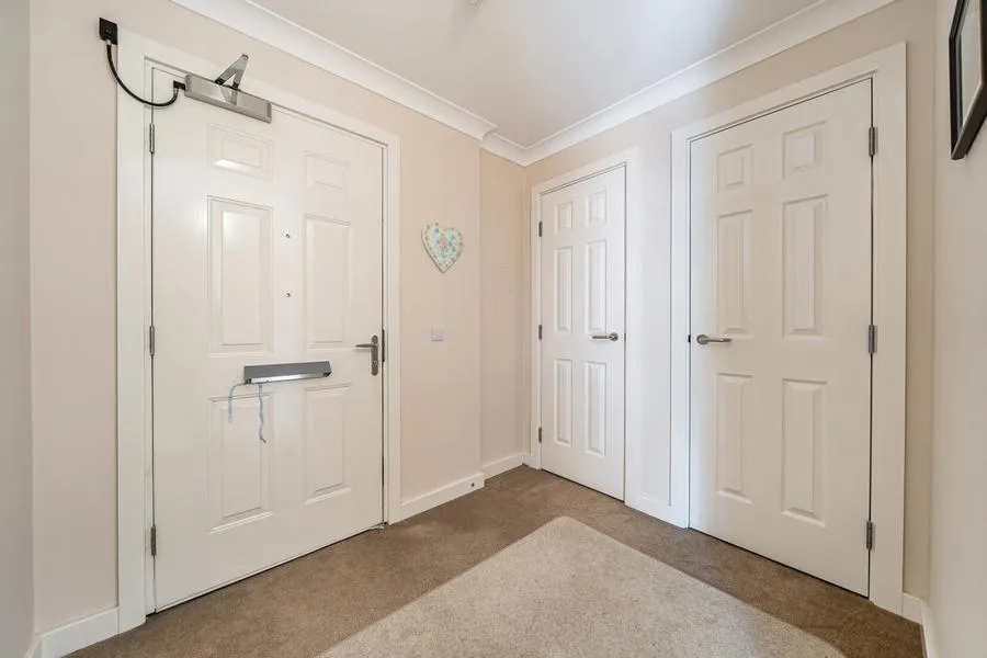 Buttercross Lane, Witney, OX28, photo 14