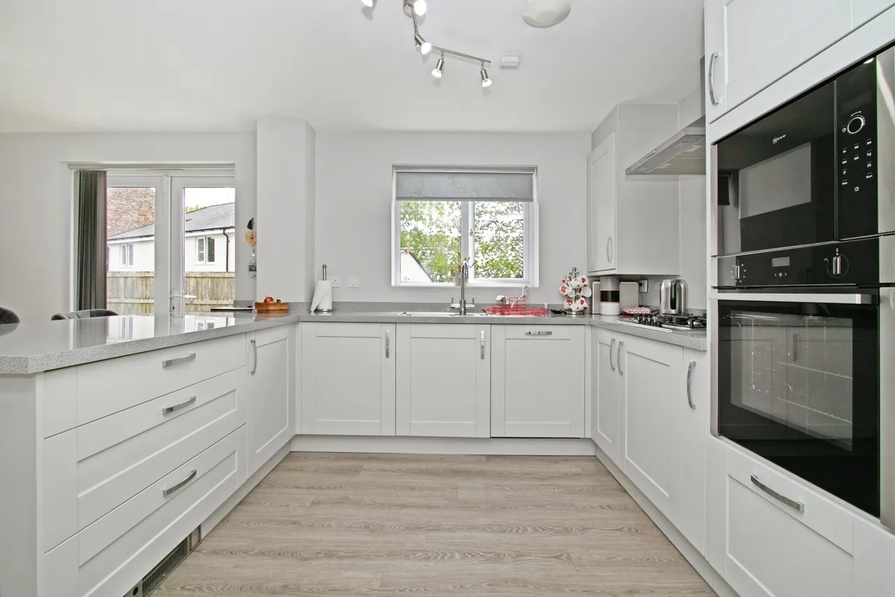 Landerslee Drive, Truro, TR1, photo 11