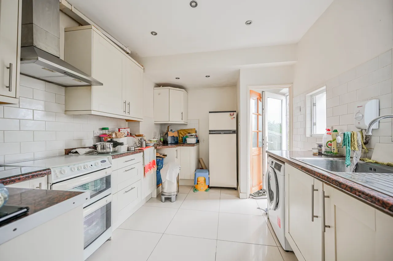 87 Hewitt Road, London, photo 5