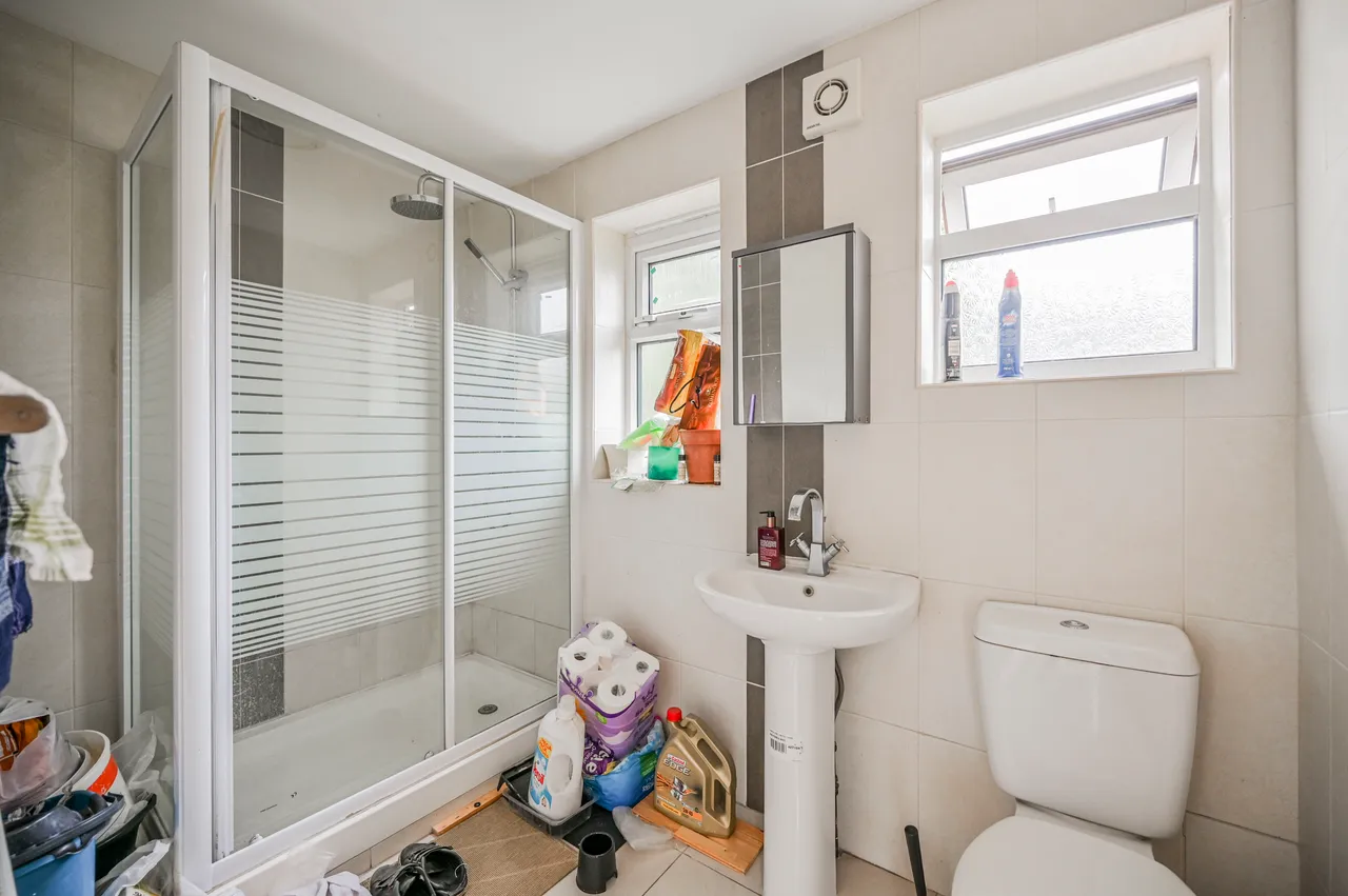 87 Hewitt Road, London, photo 12