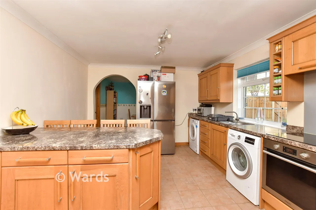 Goldfinch Close, Faversham, ME13, photo 4