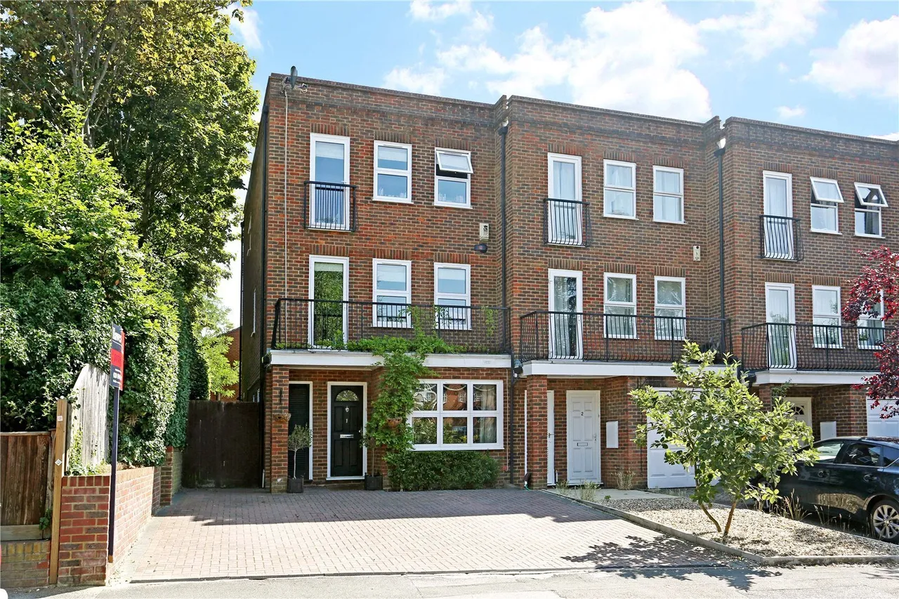 Southridge Place, LONDON, SW20, photo 2