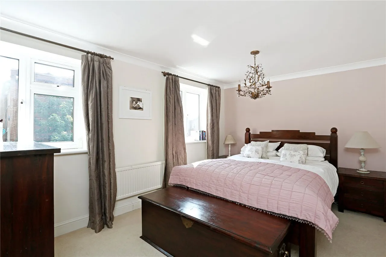 Southridge Place, LONDON, SW20, photo 11