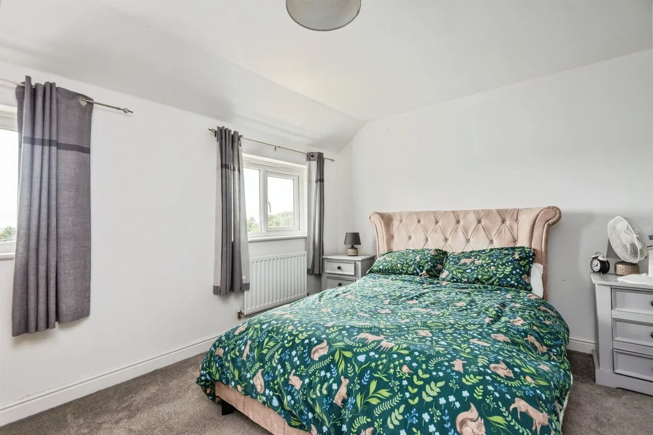 Edwin Jones Way, Lydney, photo 10