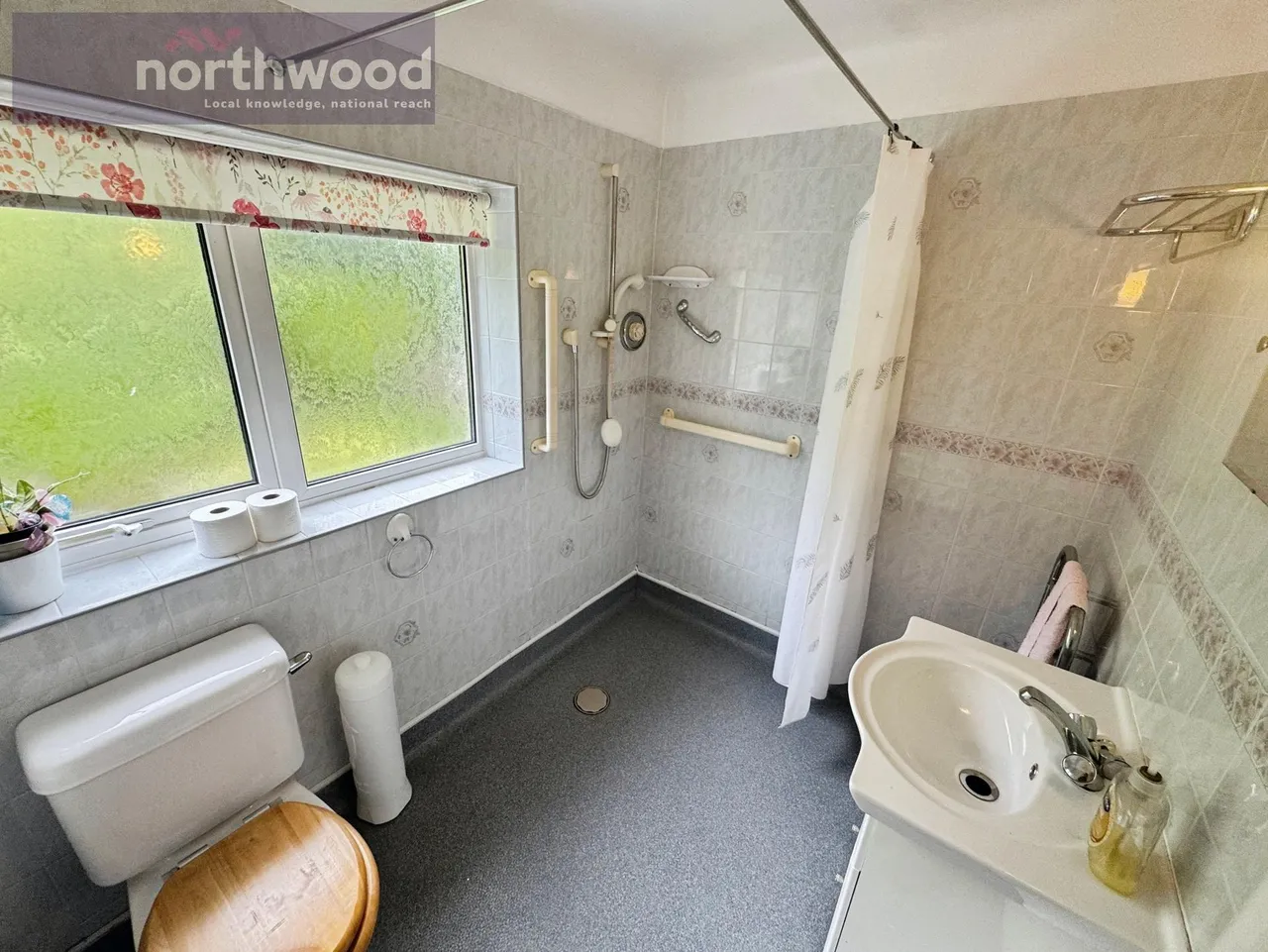 The Pippins Rhodesway, Heswall, CH60, photo 15