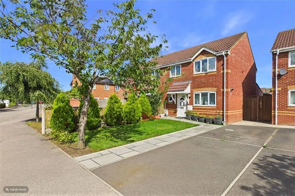 3 bed house for sale, Ashbourne Drive, Desborough, NN14