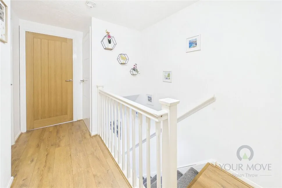 Ashbourne Drive, Desborough, NN14, photo 11