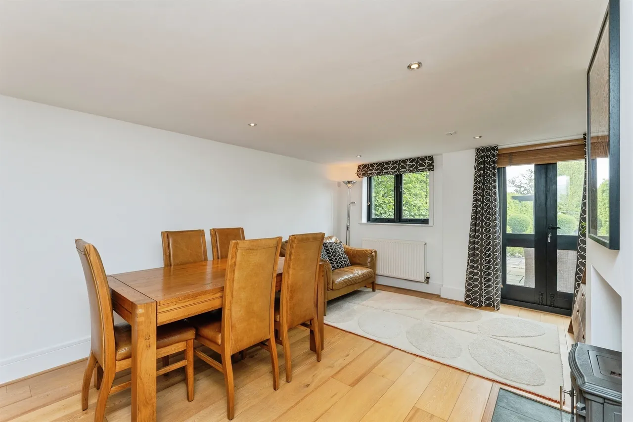 Poplar Hall Lane, Chorlton-By-Backford, Chester, photo 9