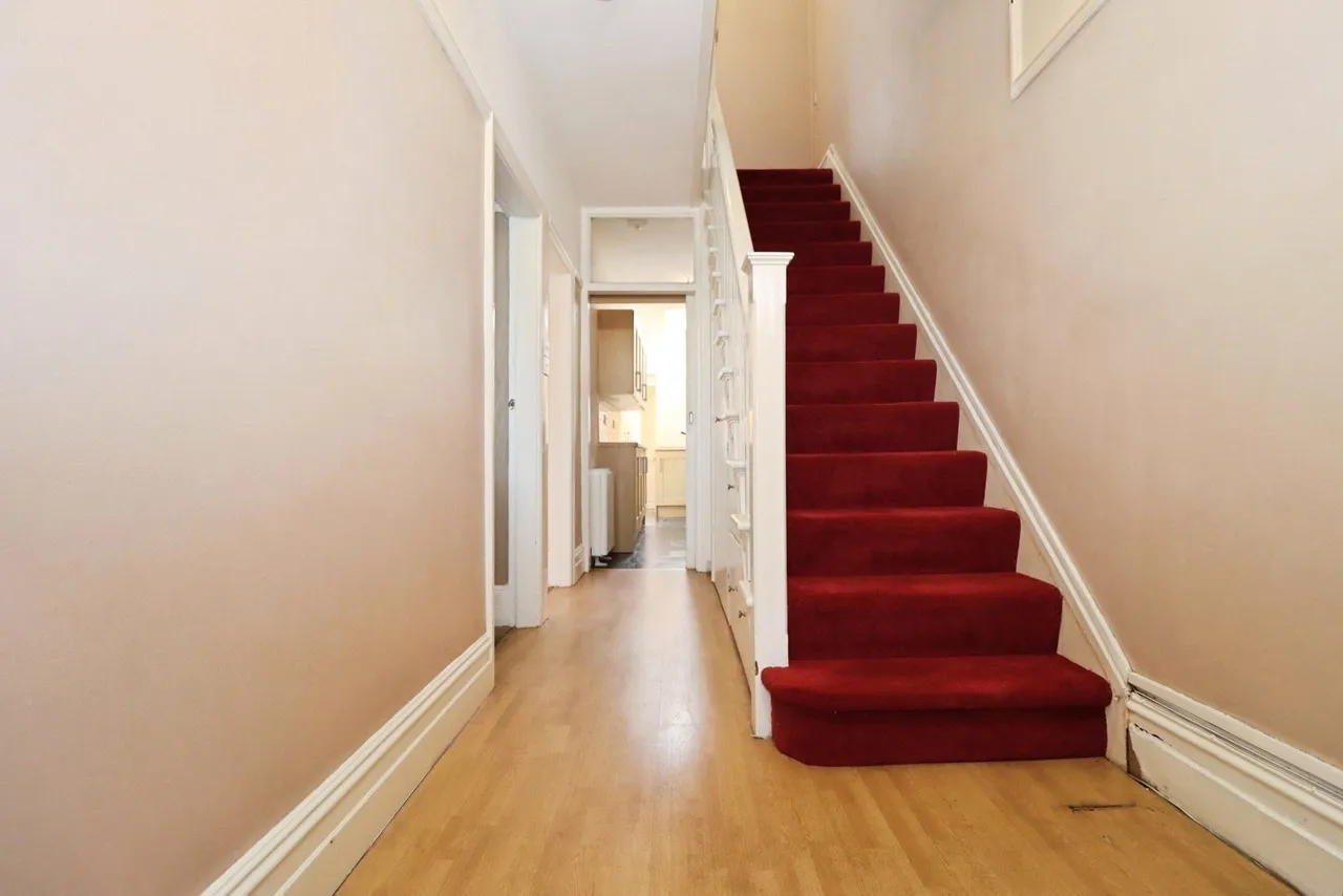 Reynolds Walk, Bristol, BS7, photo 11