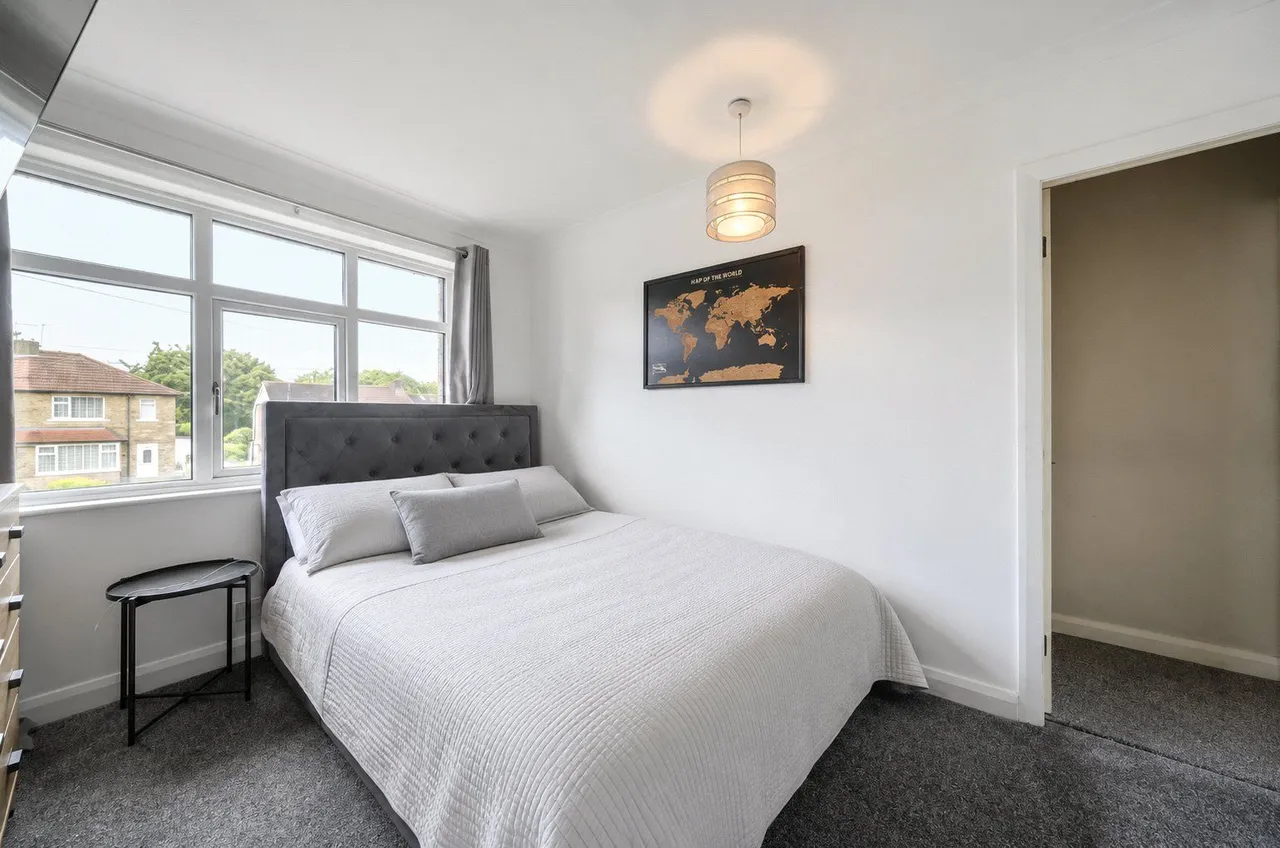 Wakefield Road, Bailiff Bridge, HD6, photo 11