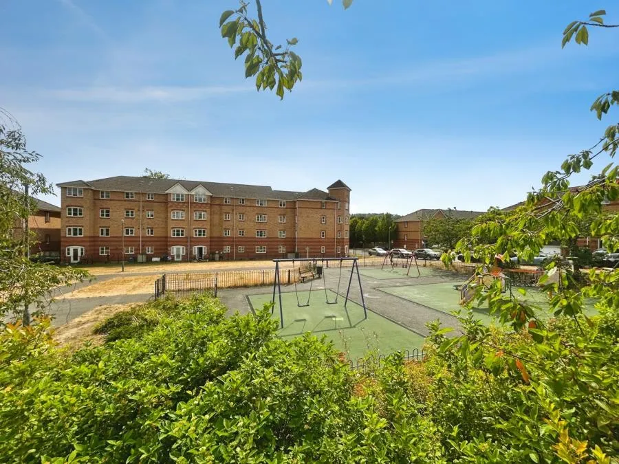 Peatey Court, Princes Gate, HP13, photo 8