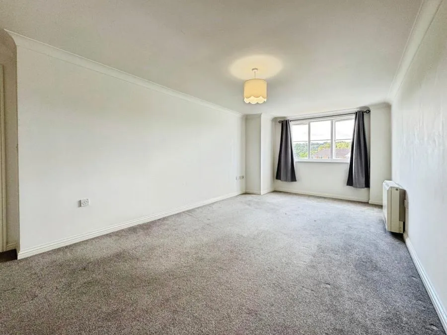 Peatey Court, Princes Gate, HP13, photo 6