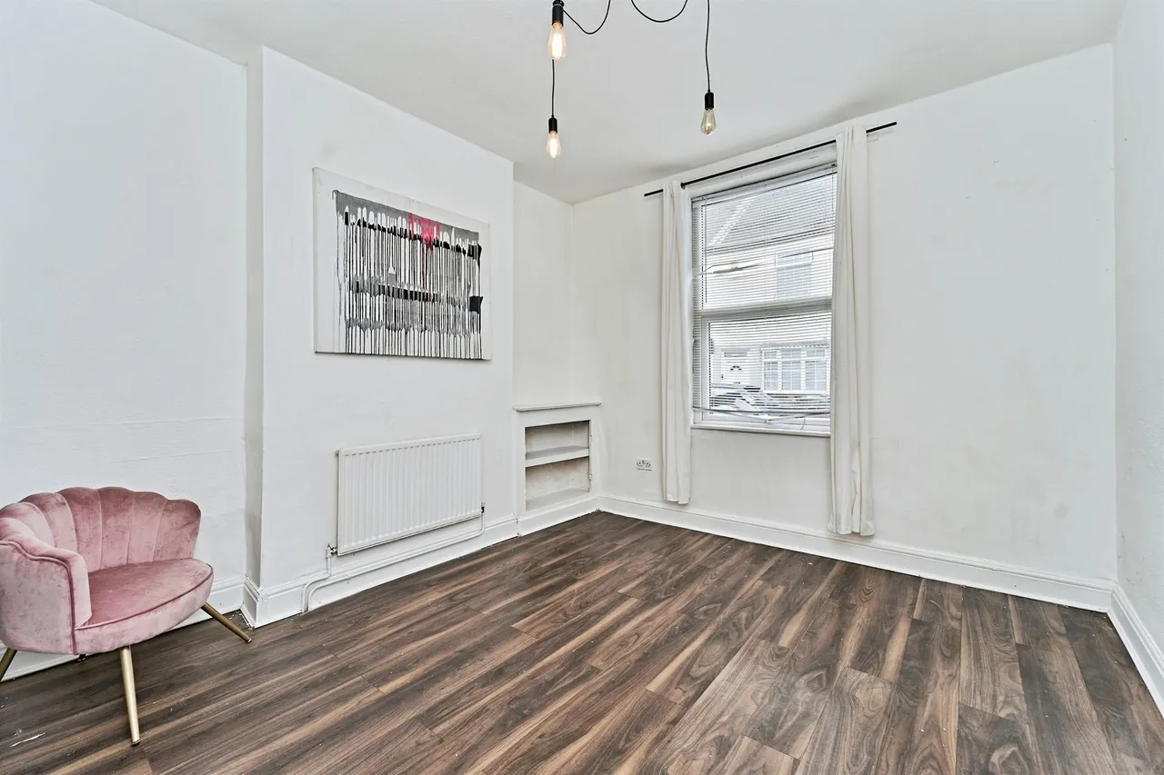 Regent Street, Willenhall, WV13, photo 2