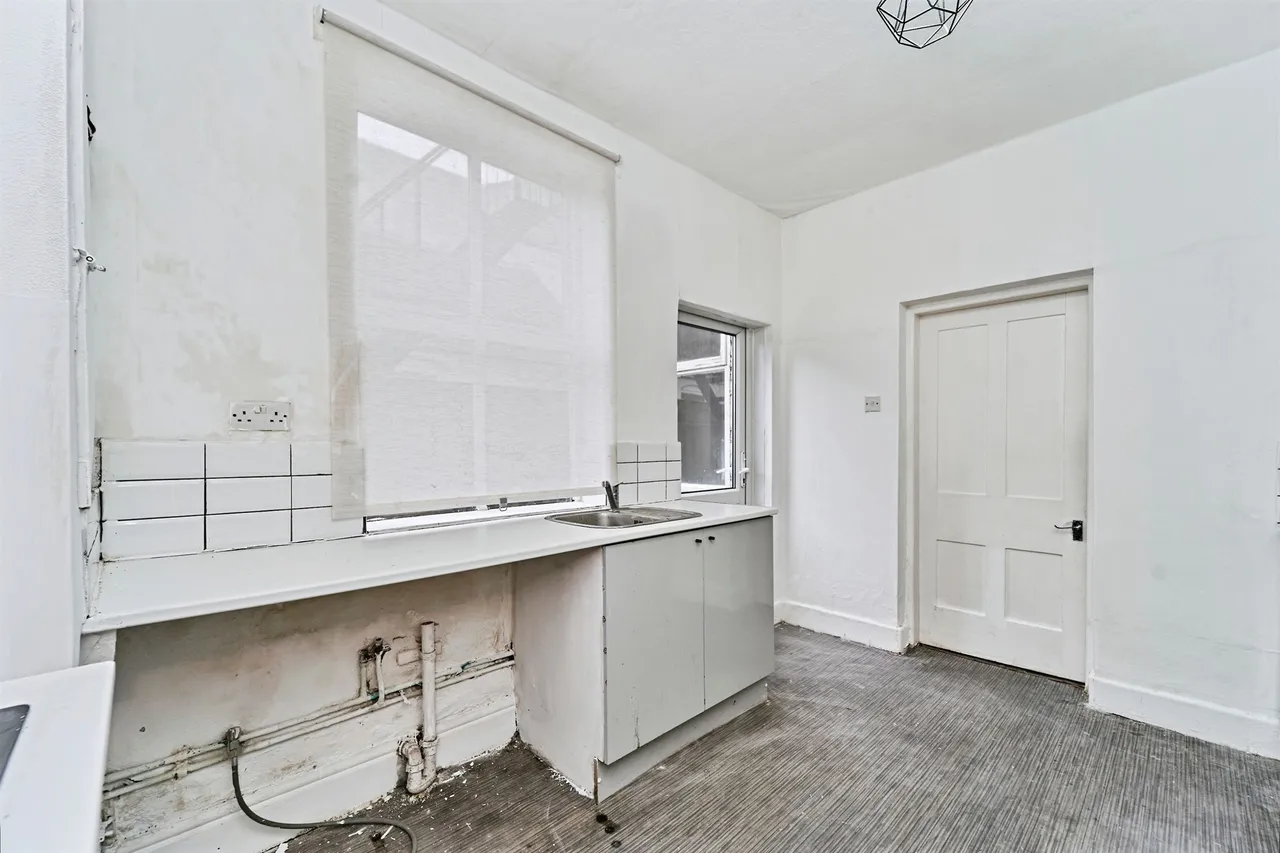 Regent Street, Willenhall, WV13, photo 7
