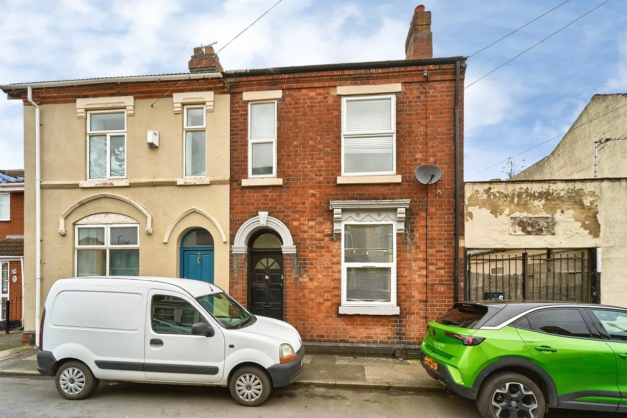 1 bed flat for sale, Regent Street, Willenhall, WV13