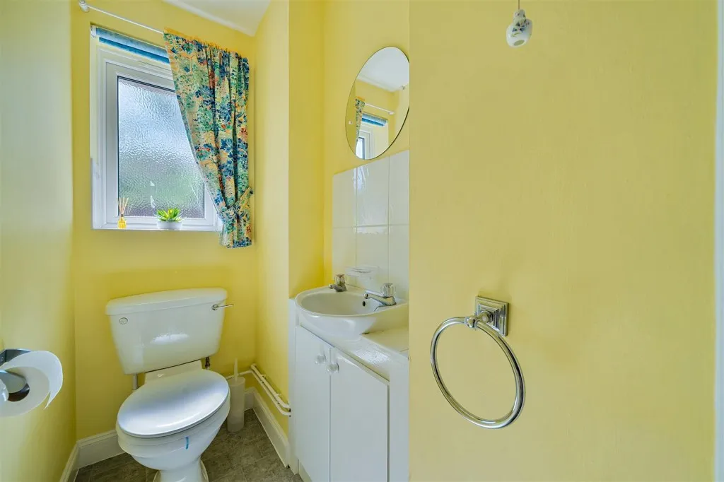 Hunters Chase, Caversham, photo 17
