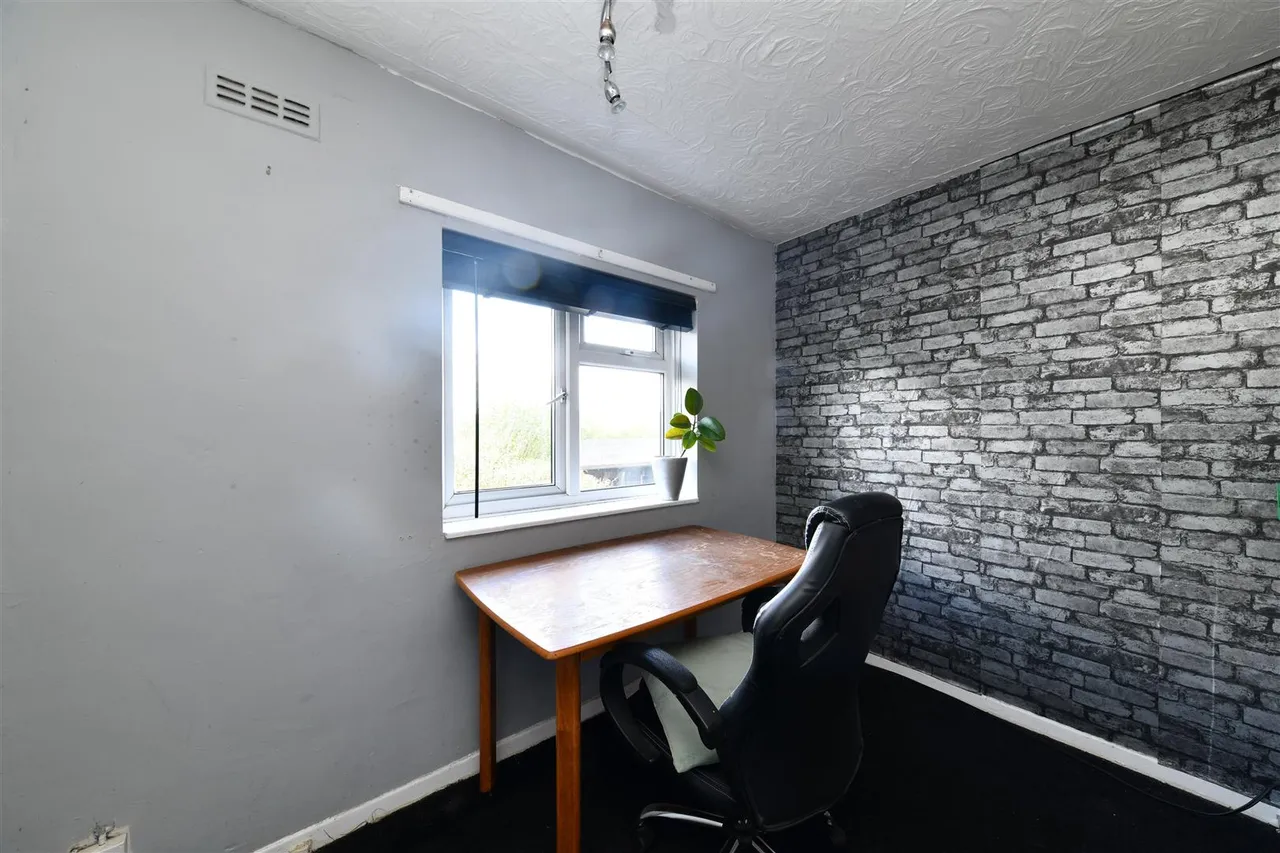 Wildwood Lane, Stevenage, Herts, SG1 1TA, photo 7