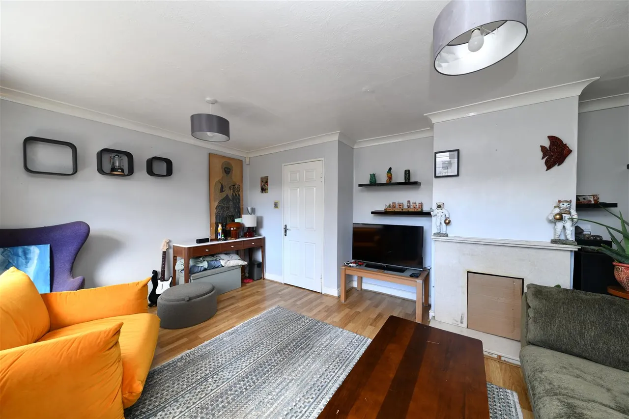 Wildwood Lane, Stevenage, Herts, SG1 1TA, photo 14